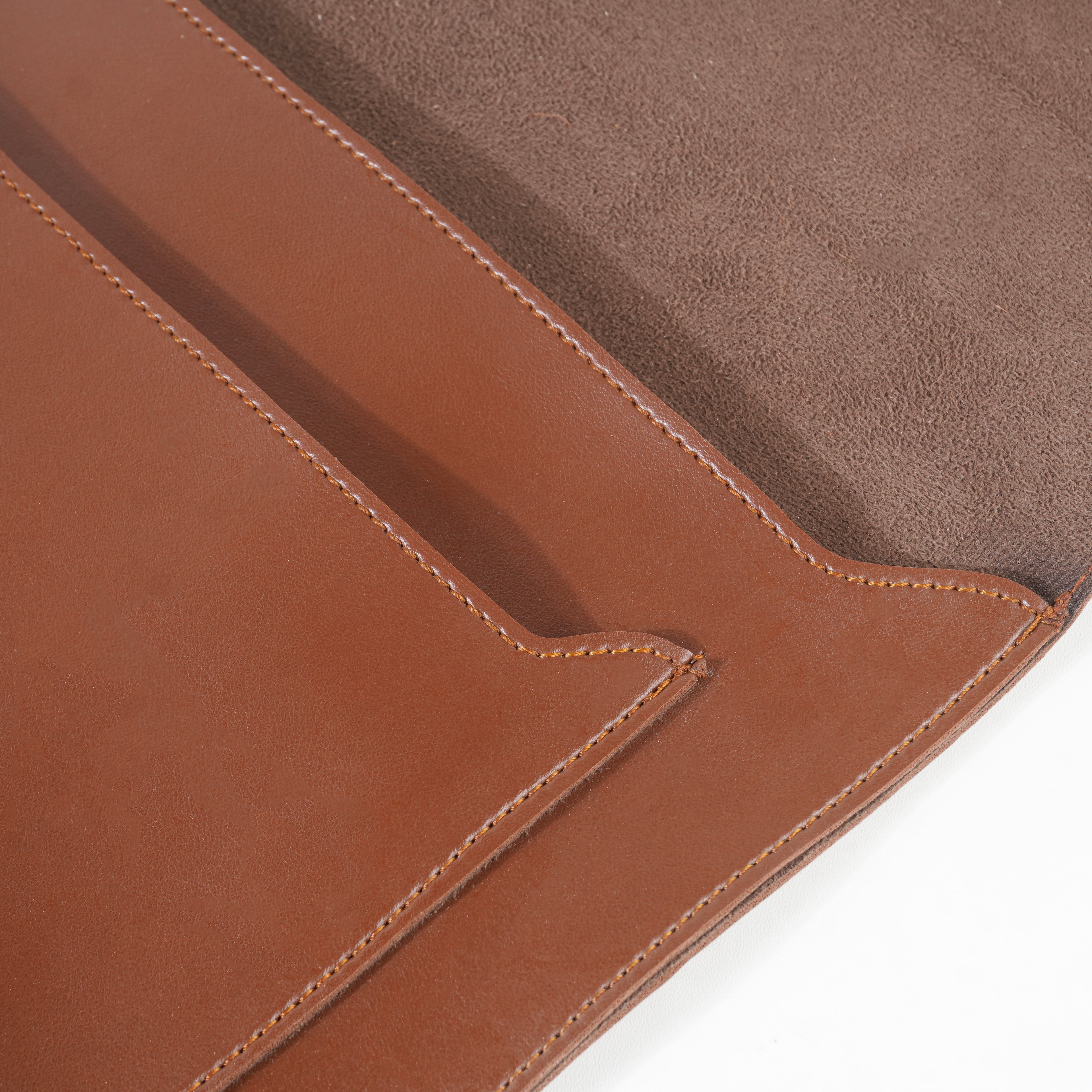 LAPTOP SLEEVE BROWN