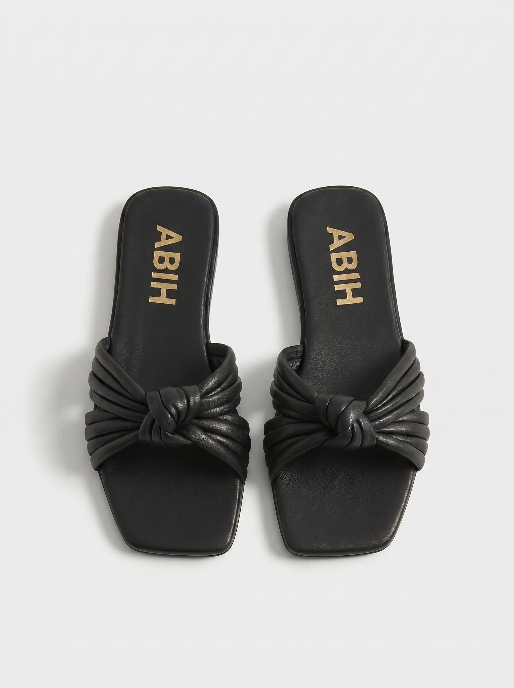 KNOT BLACK
