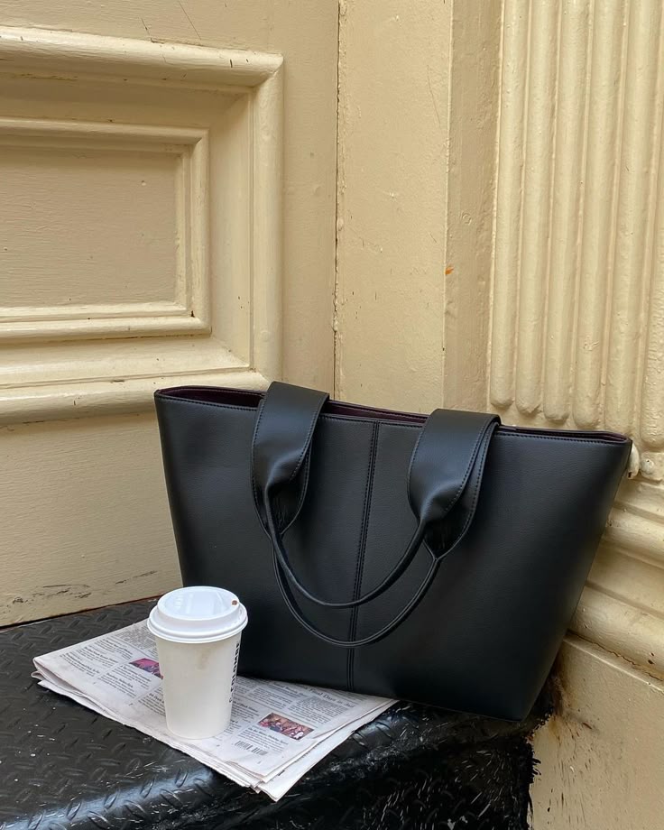 YETTE BLACK