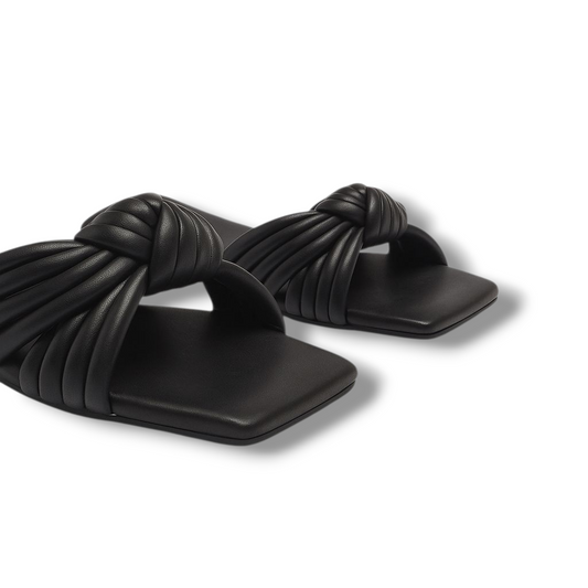 KNOT BLACK